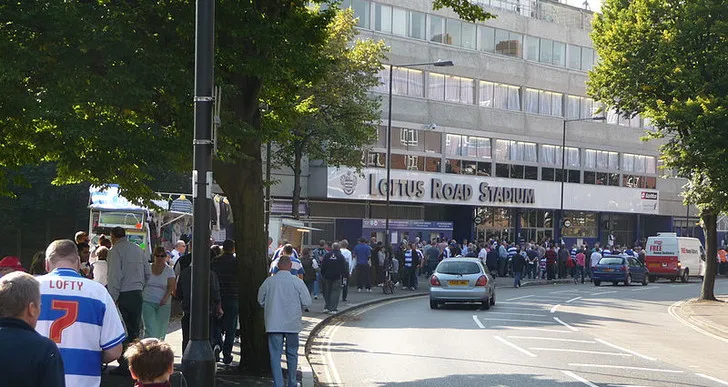 Con đường dẫn tới sân vận động Loftus Road, nơi hội tụ cảm xúc của người hâm mộ QPR
