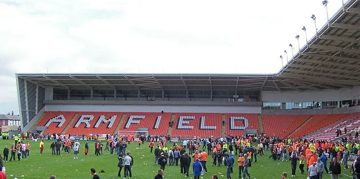 Khán đài Nam tại sân Bloomfield Road của Blackpool FC
