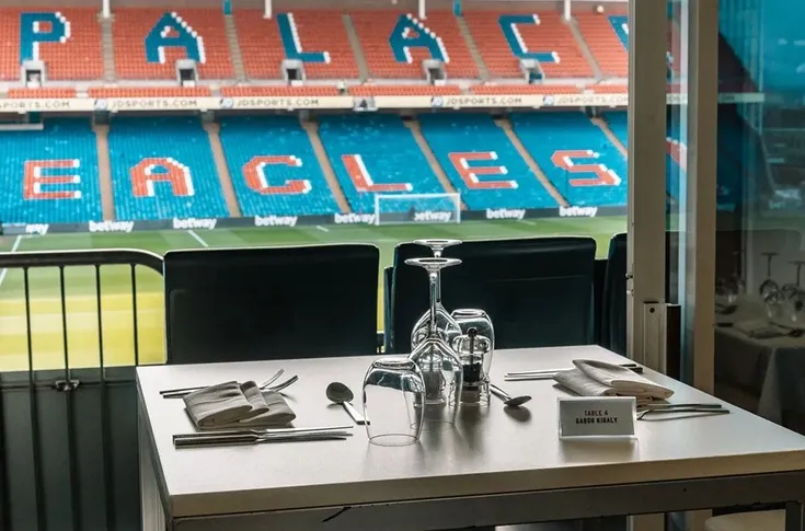 Khu vực Hospitality sang trọng tại Selhurst Park của Crystal Palace
