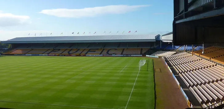 Sơ đồ chỗ ngồi sân Vale Park, hướng dẫn các khu vực khán đài chính tại sân nhà Port Vale